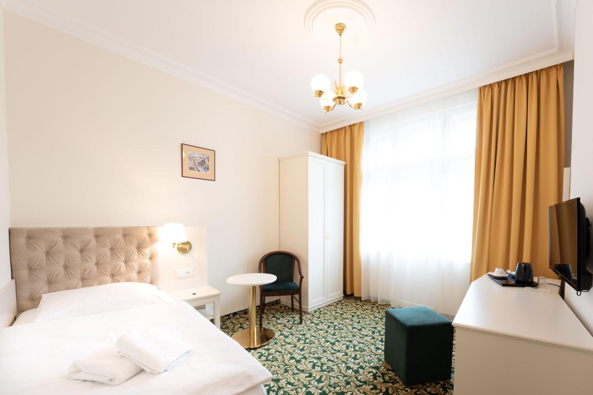 Ea Hotel Elefant Karlovy Vary Exterior foto
