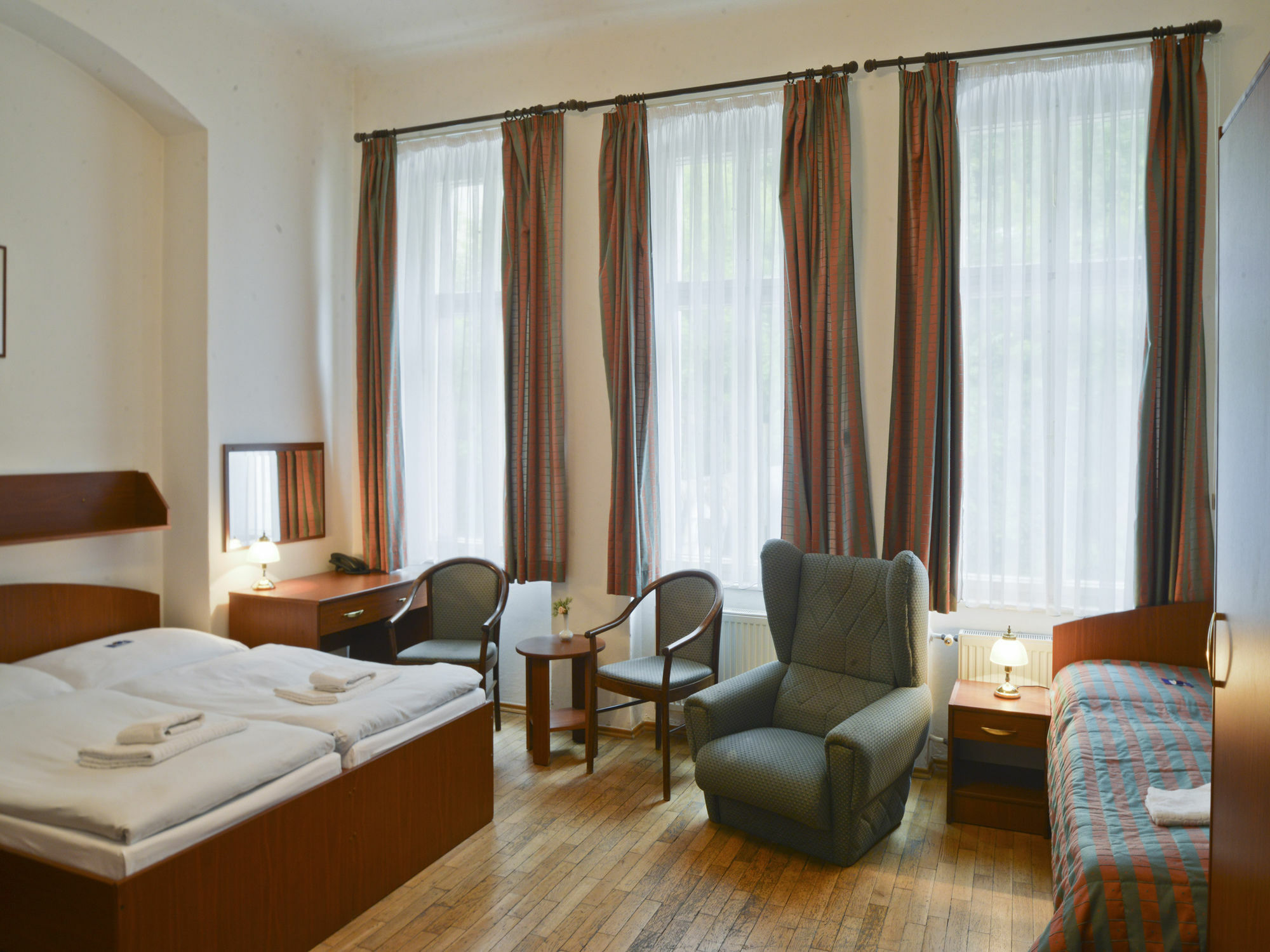 Ea Hotel Elefant Karlovy Vary Exterior foto